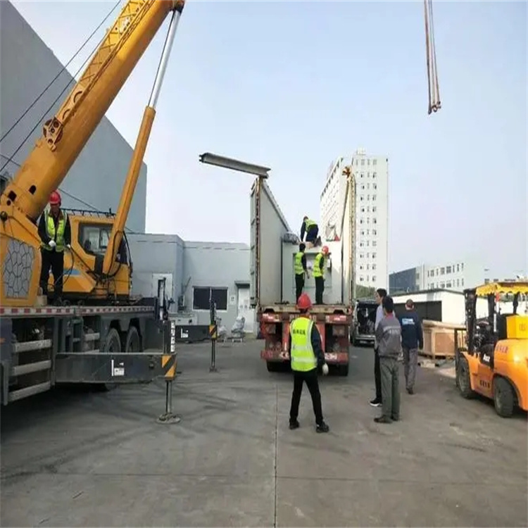 涪城如何找到附近的吊车救援服务