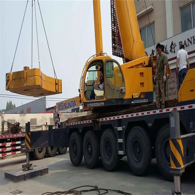 涪城吊车怎么吊玻璃